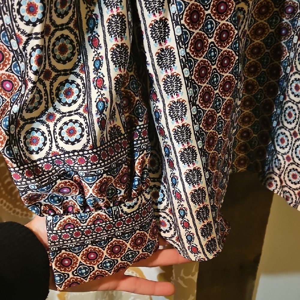 LOFT Geometric Patterned Blouse - Picture 2 of 8